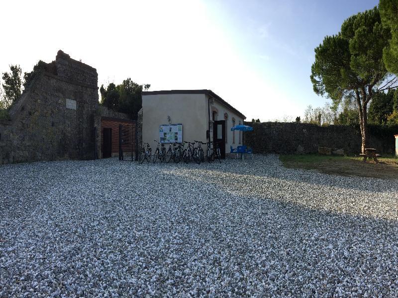 Il Fortino Monte Marcello Luaran gambar